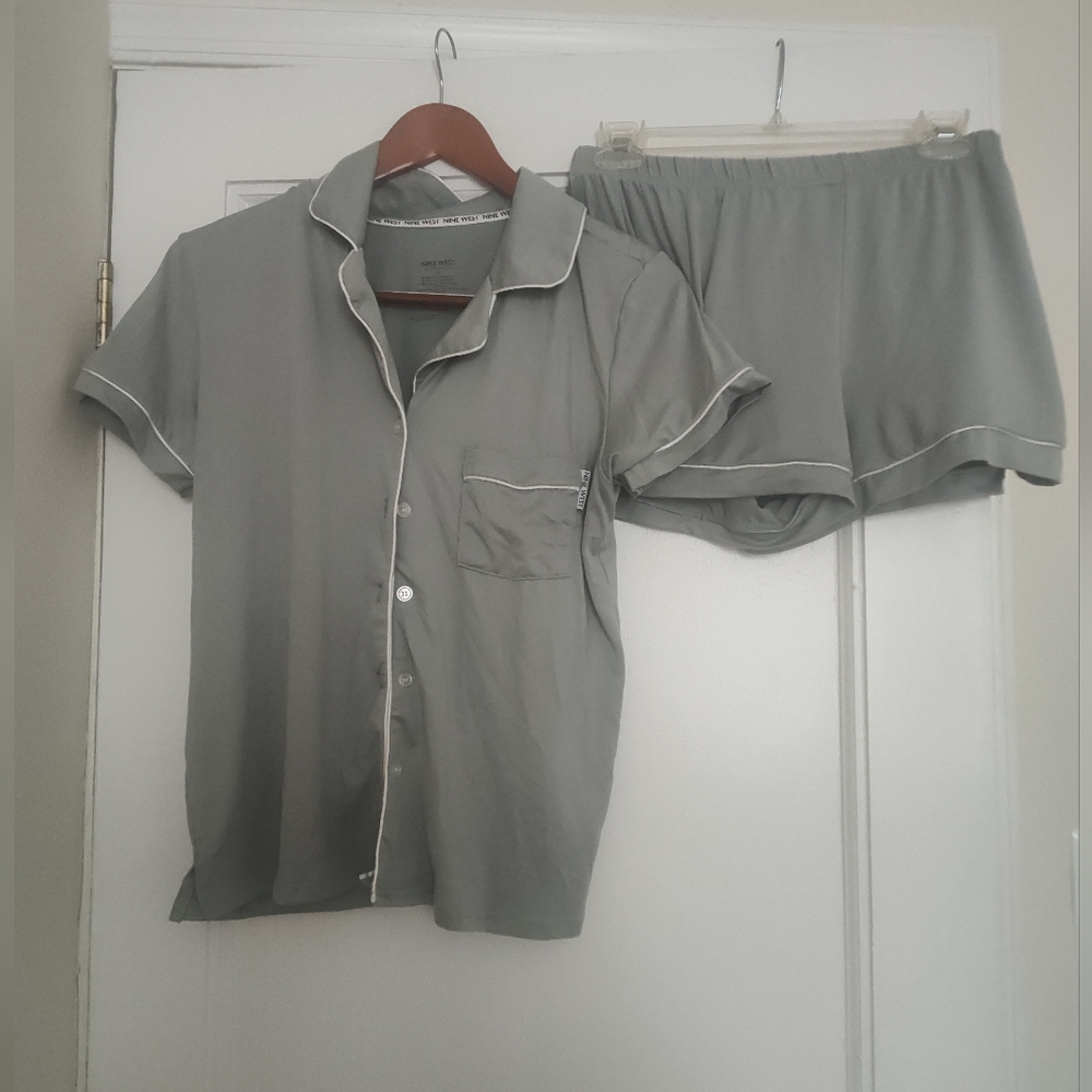 Gray Short Sleeve Pajama Set